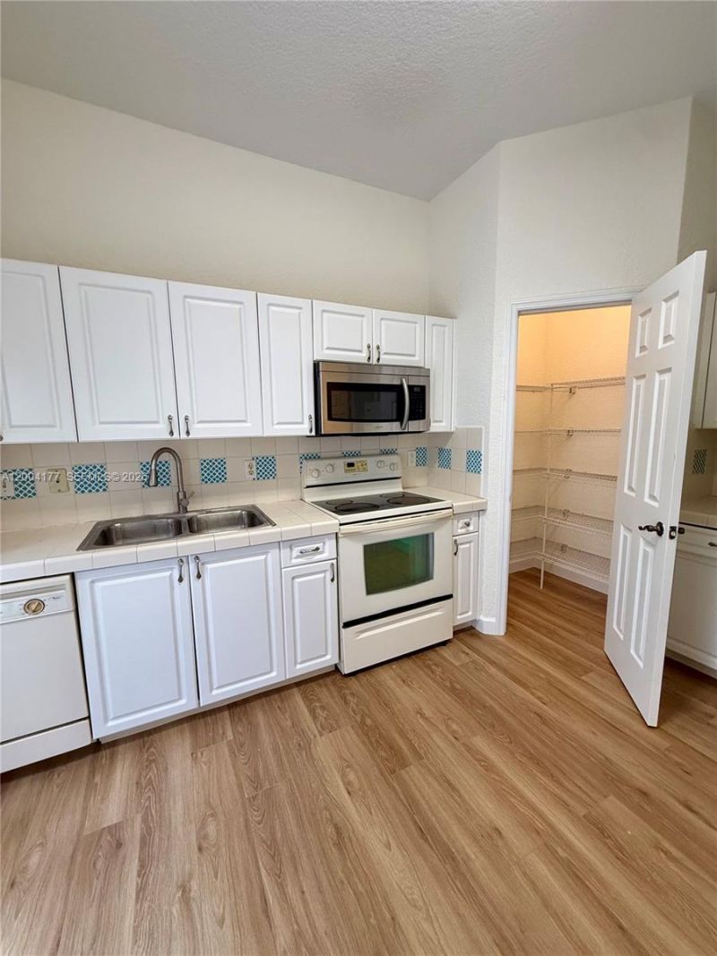 1947 SE 23rd Rd, Homestead, FL 33035 Photo