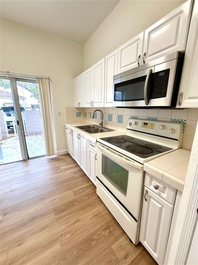 1947 SE 23rd Rd, Homestead, FL 33035 Photo