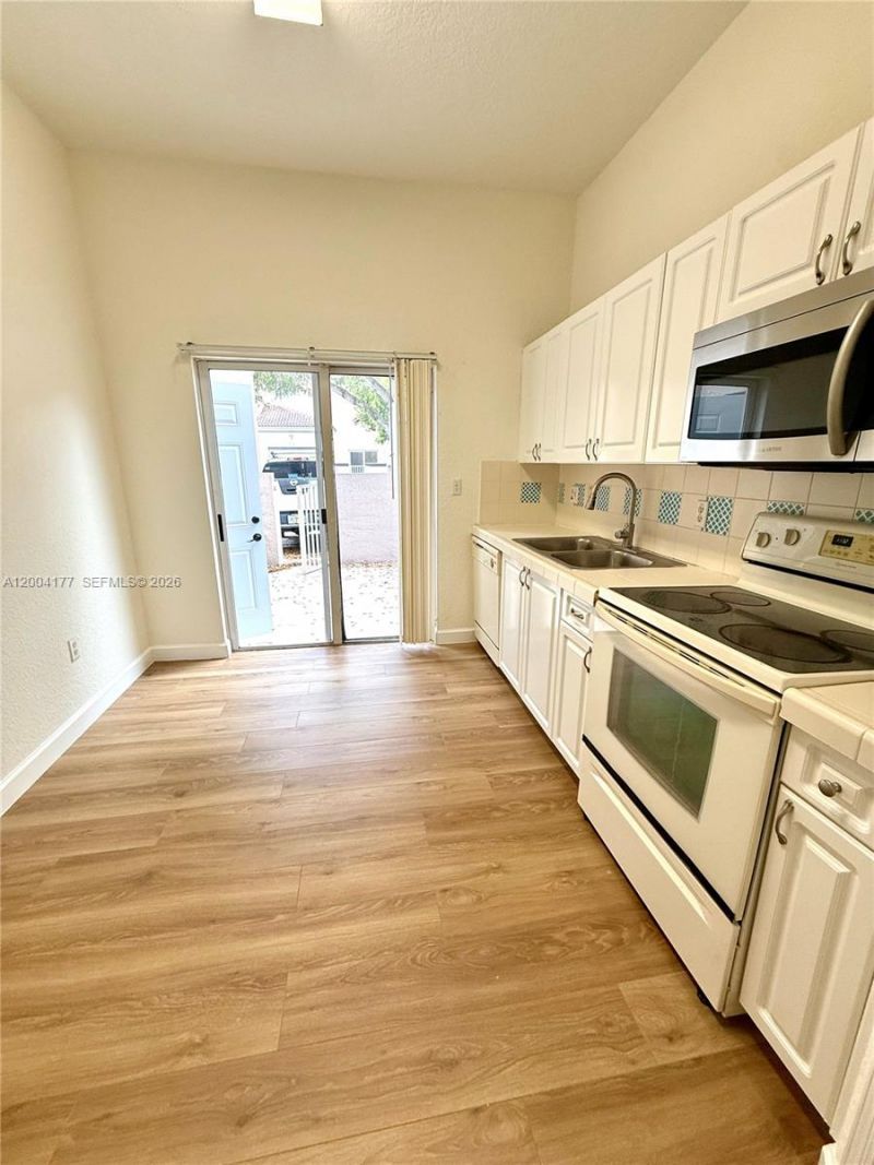 1947 SE 23rd Rd, Homestead, FL 33035 Photo