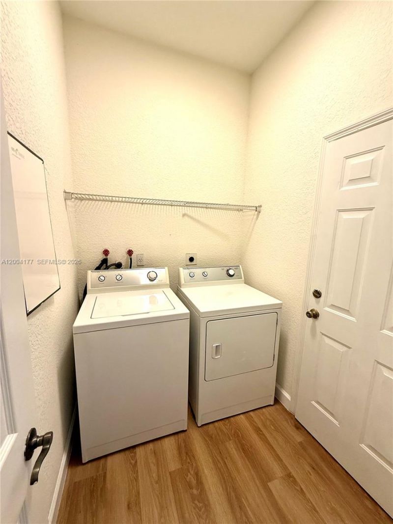 1947 SE 23rd Rd, Homestead, FL 33035 Photo