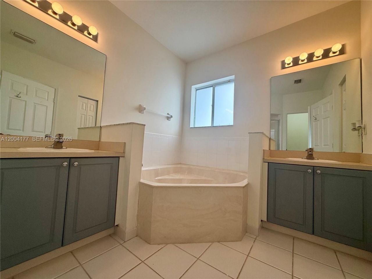 1947 SE 23rd Rd, Homestead, FL 33035 Photo