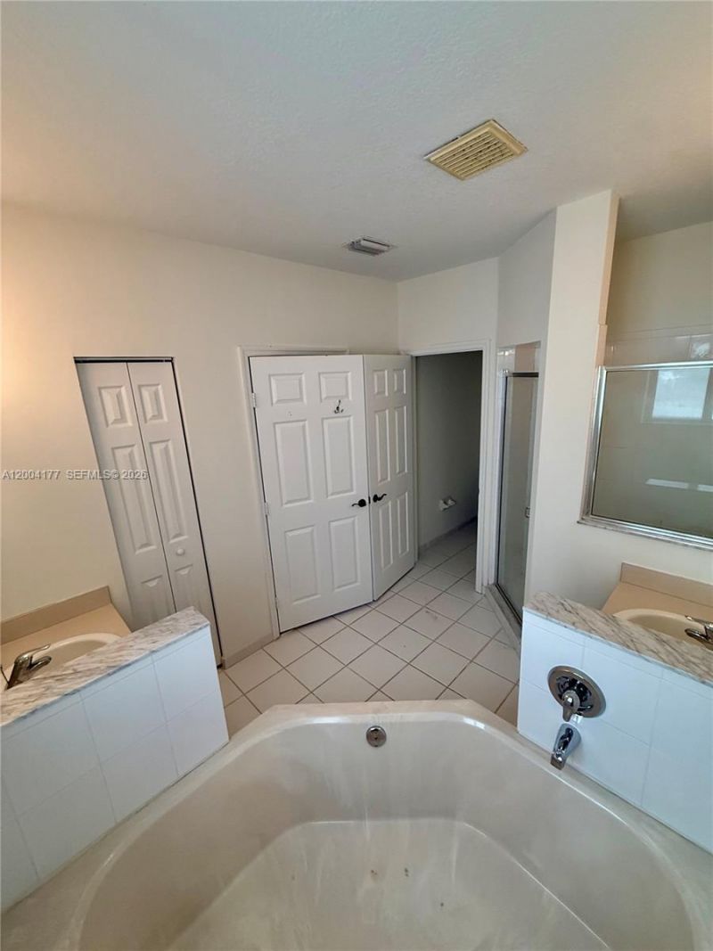 1947 SE 23rd Rd, Homestead, FL 33035 Photo