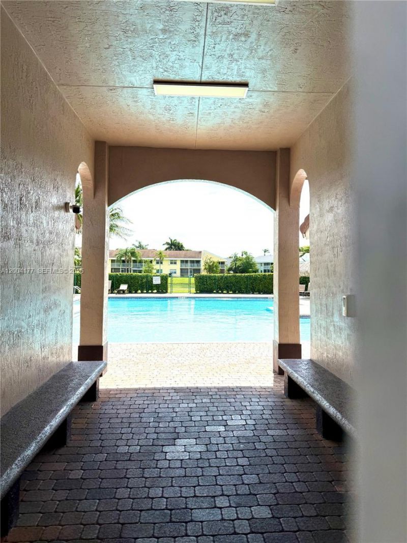 1947 SE 23rd Rd, Homestead, FL 33035 Photo