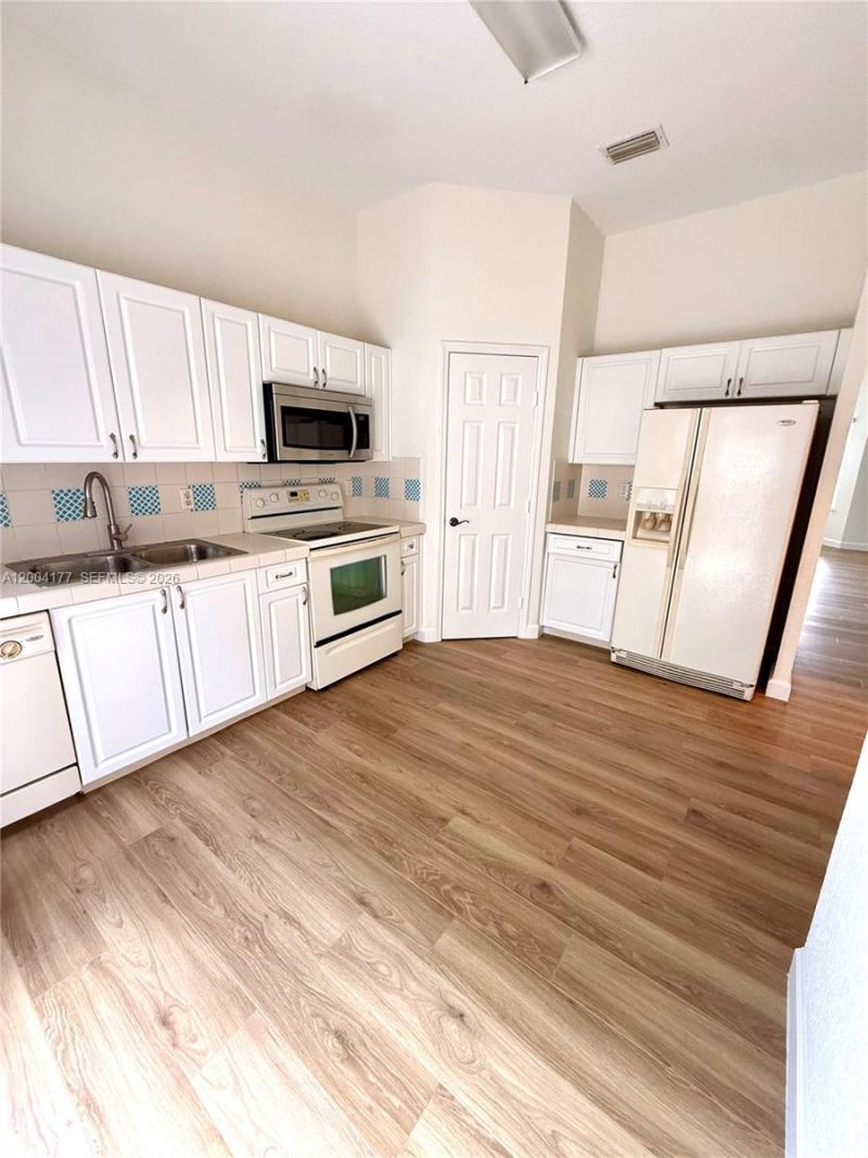 1947 SE 23rd Rd, Homestead, FL 33035 Photo