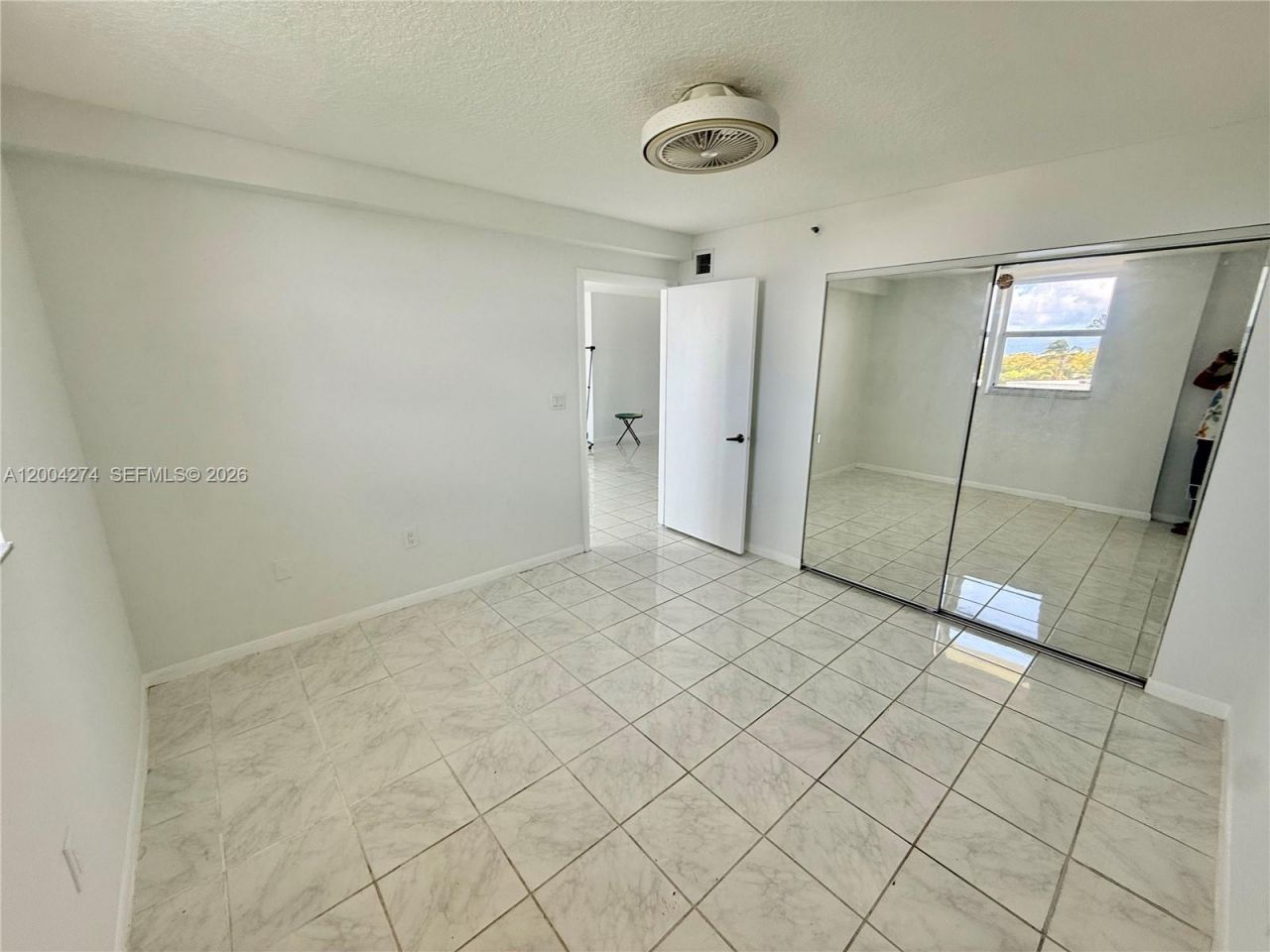 80 S Shore Dr, Unit 505, Miami Beach, FL 33141 Photo
