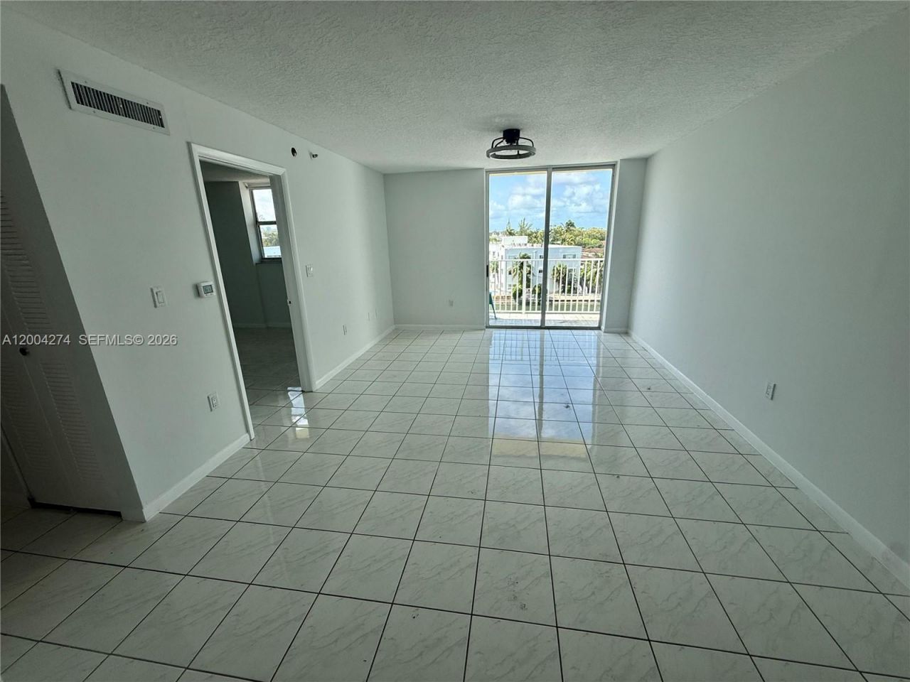 80 S Shore Dr, Unit 505, Miami Beach, FL 33141 Photo