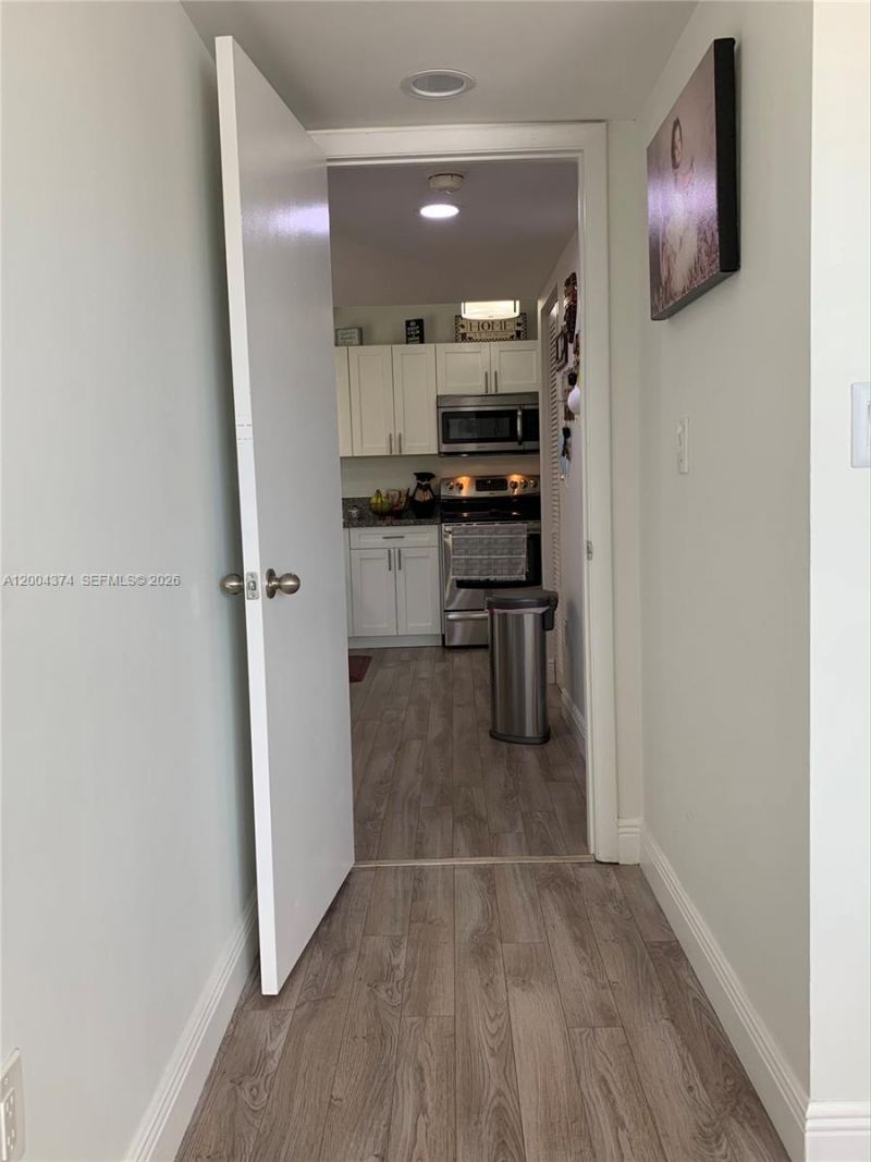 8660 SW 212th St, Unit 305, Cutler Bay, FL 33189 Photo