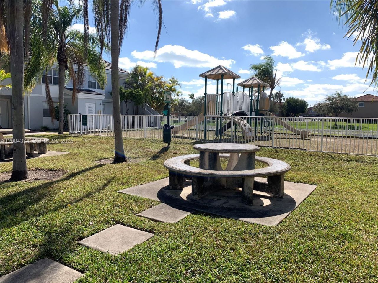 8660 SW 212th St, Unit 305, Cutler Bay, FL 33189 Photo