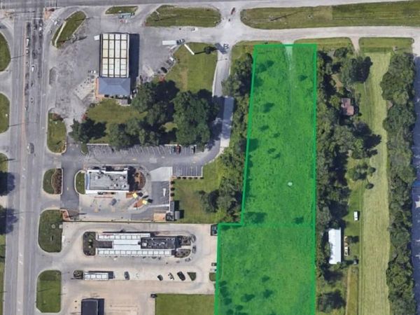 3132 SANGAMON Avenue, Springfield, IL 62702