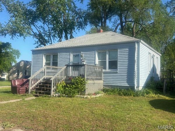 261 Victory Drive , East Alton, IL 62024