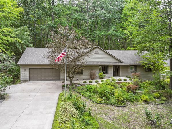 8675 N Loxley Road, Roscommon, MI 48653