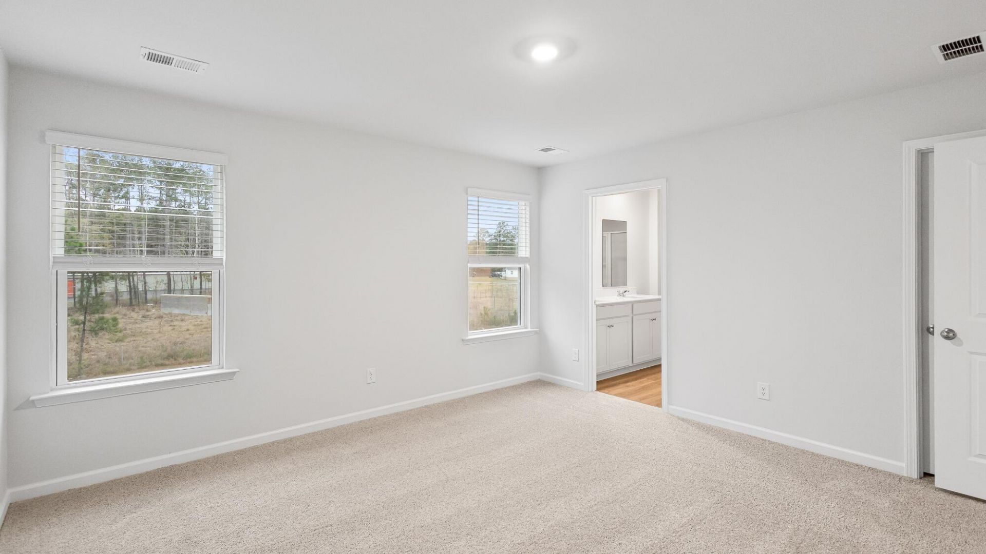 347 Willow Run Drive Photo 5