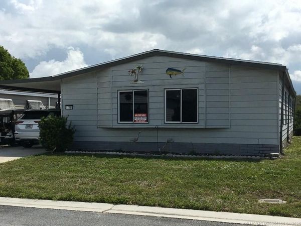 14391 SW Divot Drive, Indiantown, FL 34956