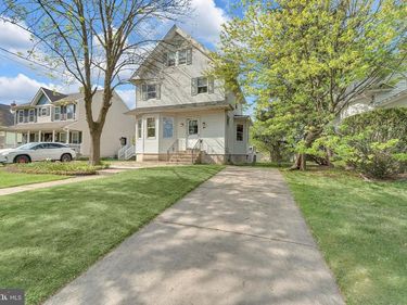162 EDGEWOOD AVENUE, AUDUBON, NJ 08106