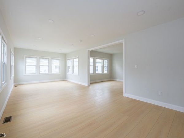 59 Watchung Ave, Unit 1, Montclair, NJ 07042