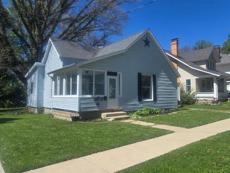 315 E Center Street, Blanchester, OH 45107 Photo 1