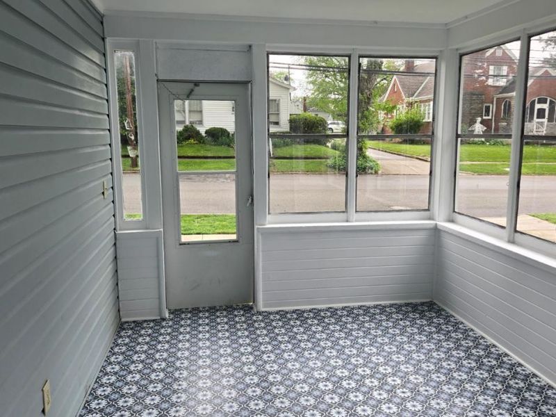 315 E Center Street, Blanchester, OH 45107 Photo 3