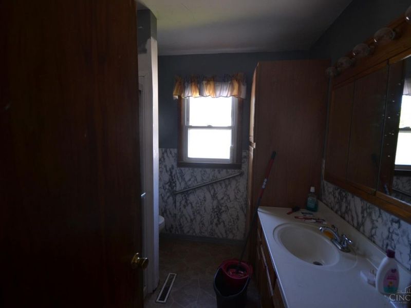 709 Meadow Lane Drive, Ripley, OH 45167 Photo 10