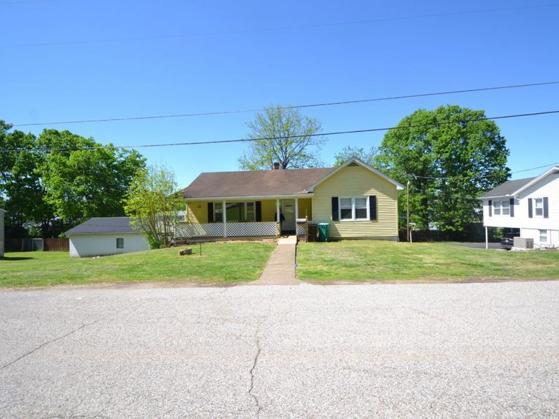 709 Meadow Lane Drive, Ripley, OH 45167 Photo 3