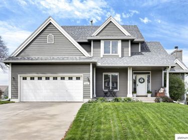 4504 Mark Street, Papillion, NE 68133