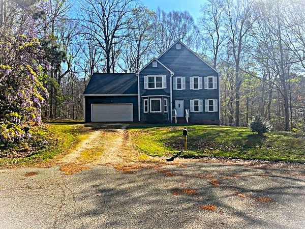 8 Sumner Court , Toano, VA 23168