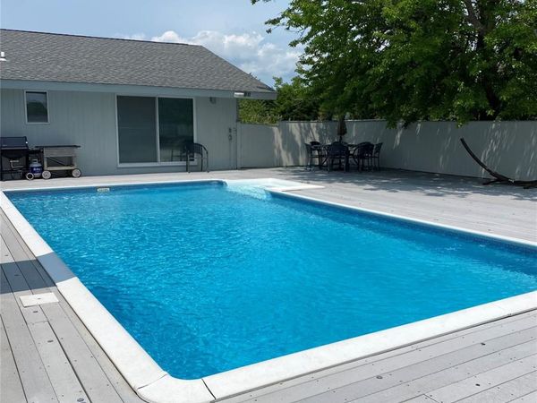 2901 NE First Ave 2901 NE First Ave Lane , Westhampton Beach, NY 33137