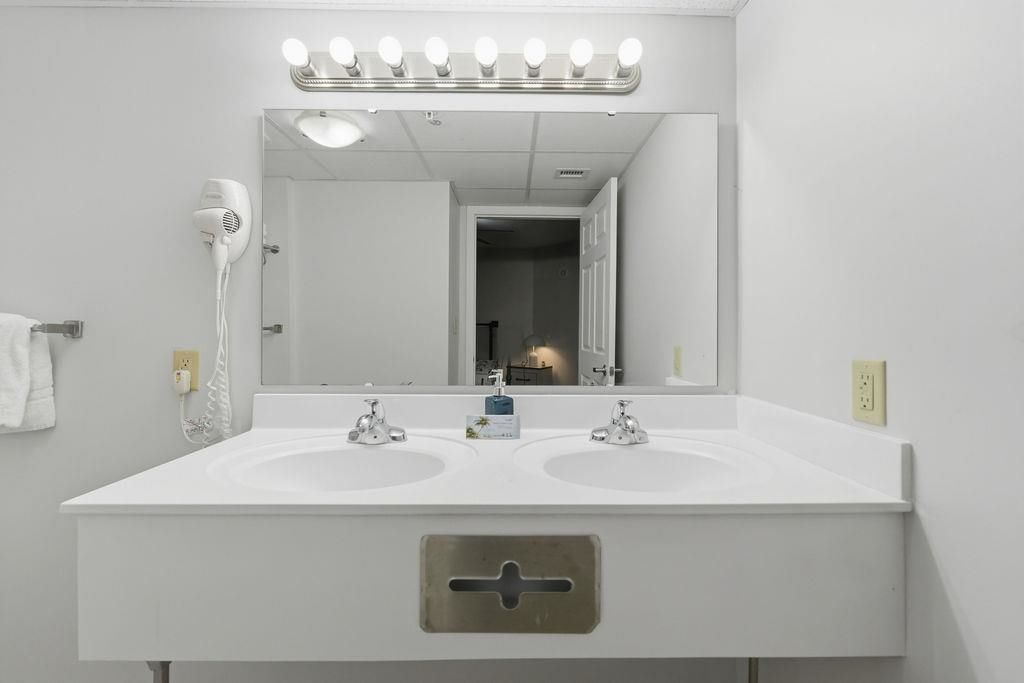 2501 S Ocean Blvd.  Photo 10