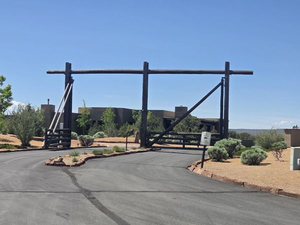 18 Via De Las Yeguas , Santa Fe, NM 87506