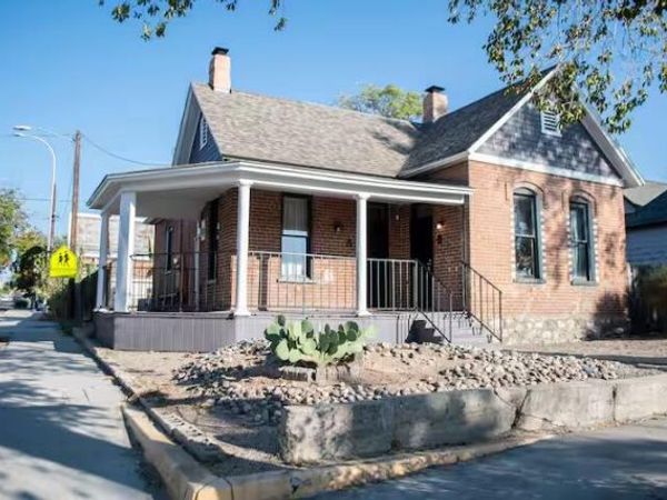 502 Arno Street SE, Albuquerque, NM 87102