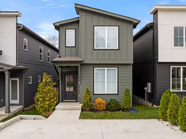 2120A Burns St, Nashville, TN 37216
