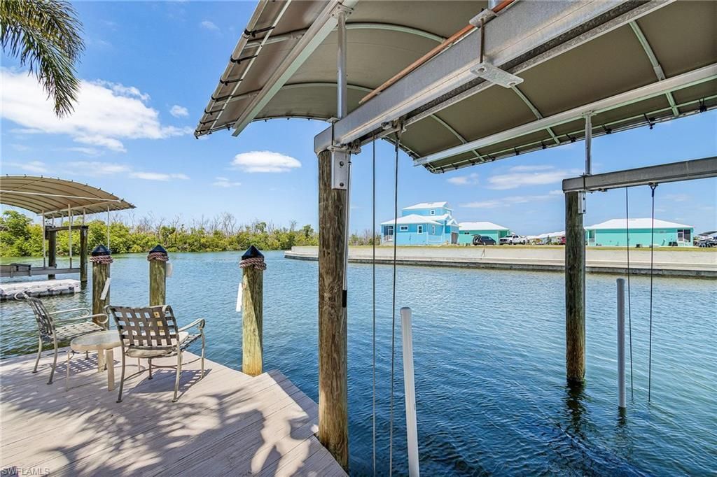 3954 Dewberry Ln, Saint James City, FL 33956 Photo