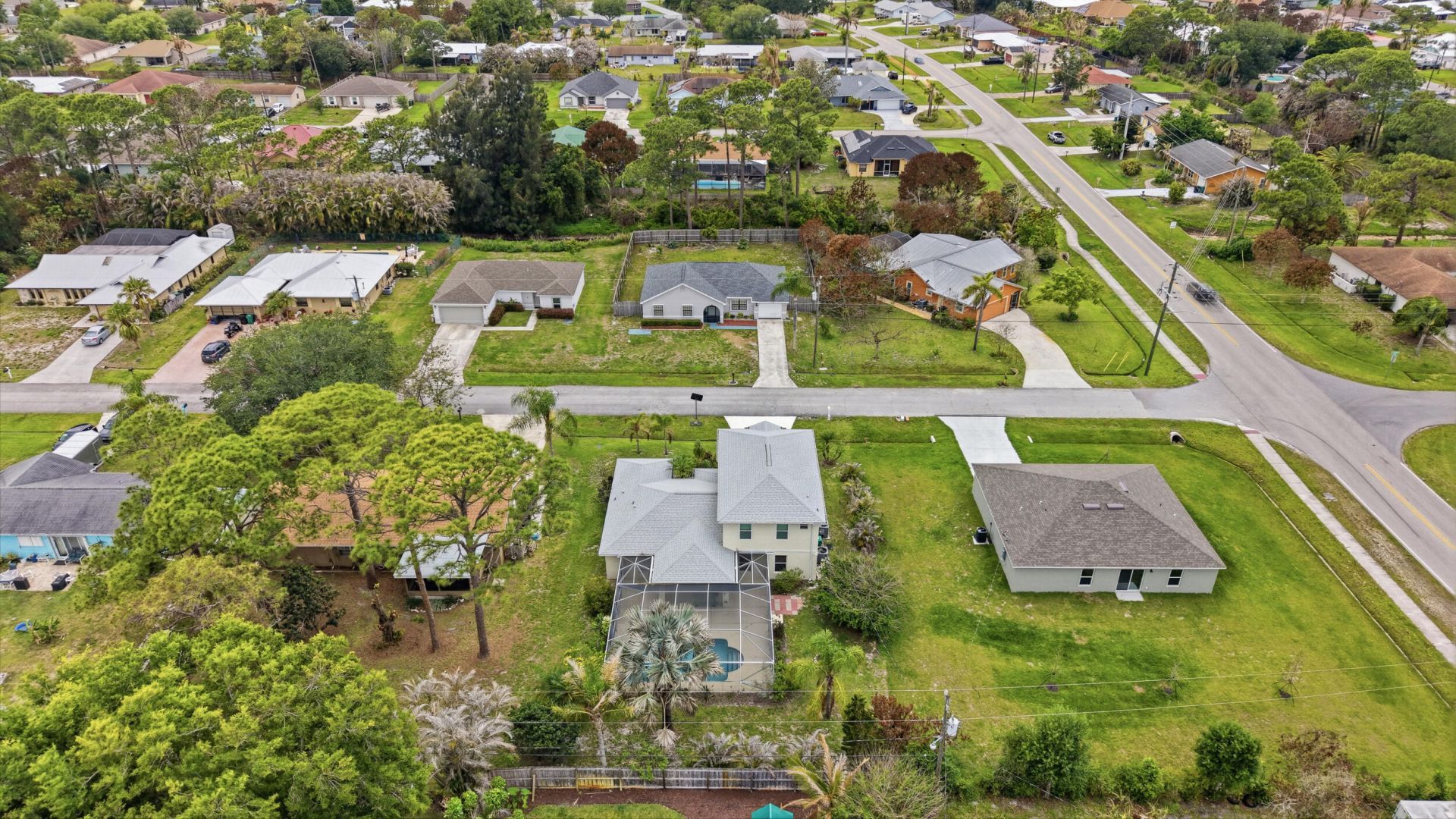1707 SE Manth Lane, Port Saint Lucie, FL 34983 Photo