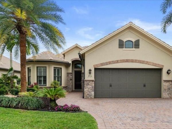 3704 Siena Circle, Wellington, FL 33414