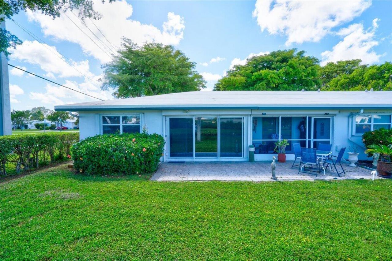 100 Leisure Lake Circle, Unit 109, Boynton Beach, FL 33426 Photo