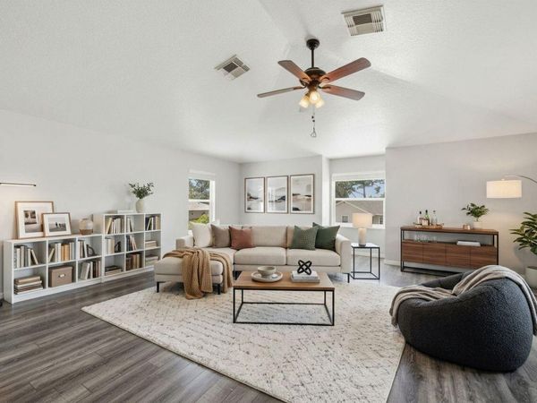 1707 SE Manth Lane, Port St. Lucie, FL 34983