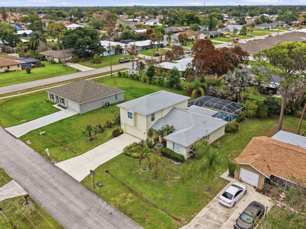 1707 SE Manth Lane, Port St. Lucie, FL 34983