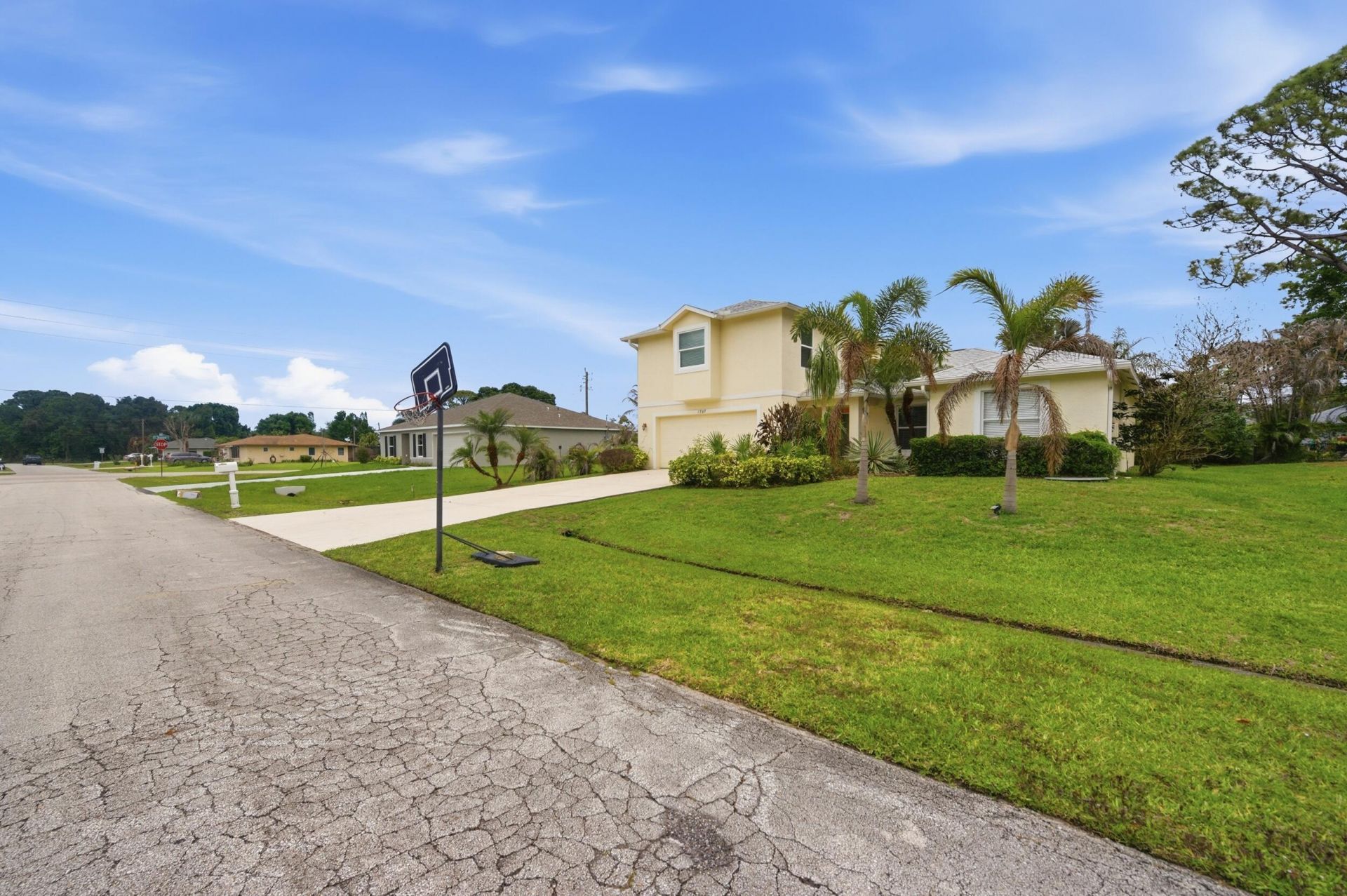 1707 SE Manth Lane, Port Saint Lucie, FL 34983 Photo