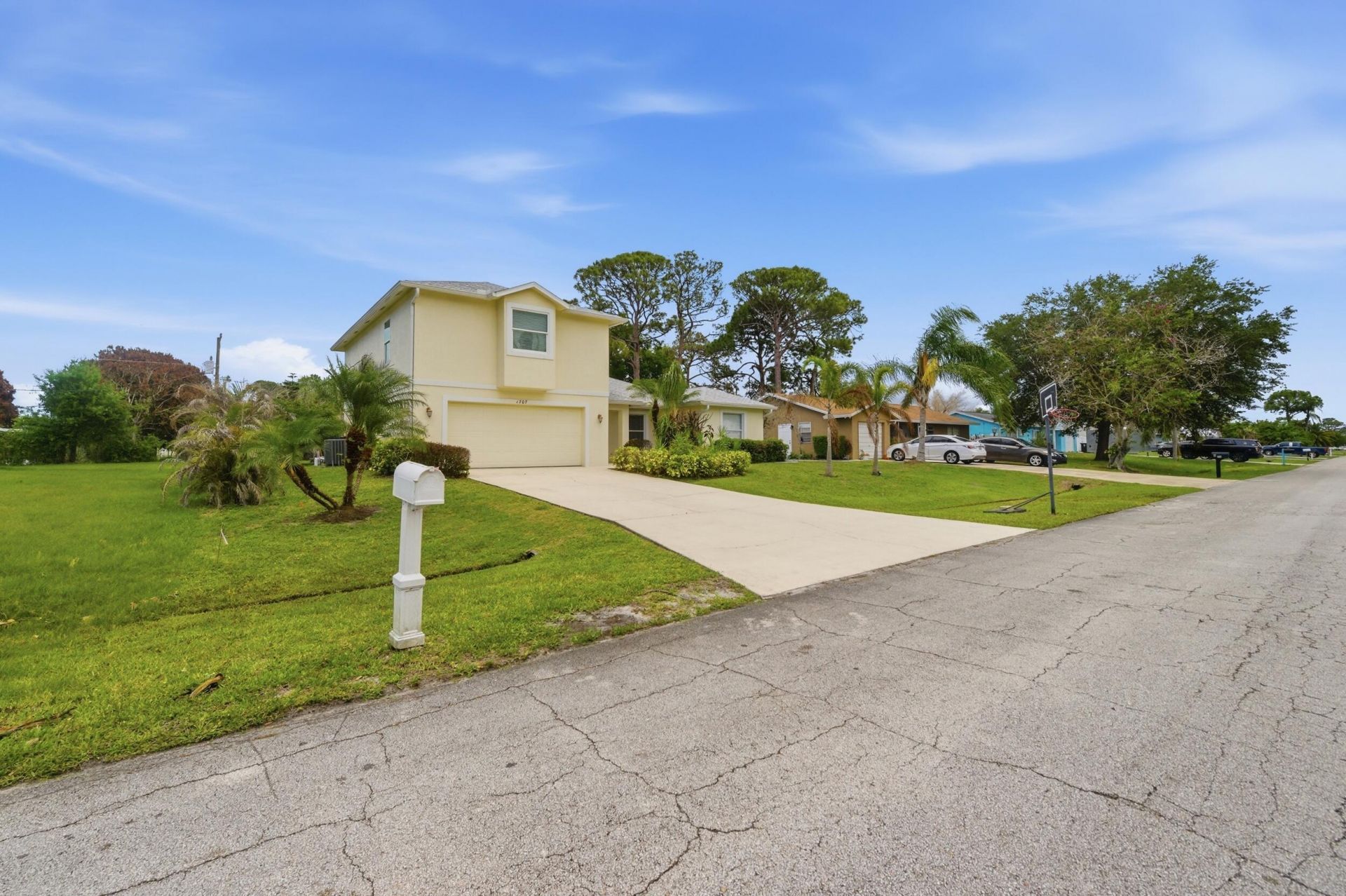 1707 SE Manth Lane, Port Saint Lucie, FL 34983 Photo