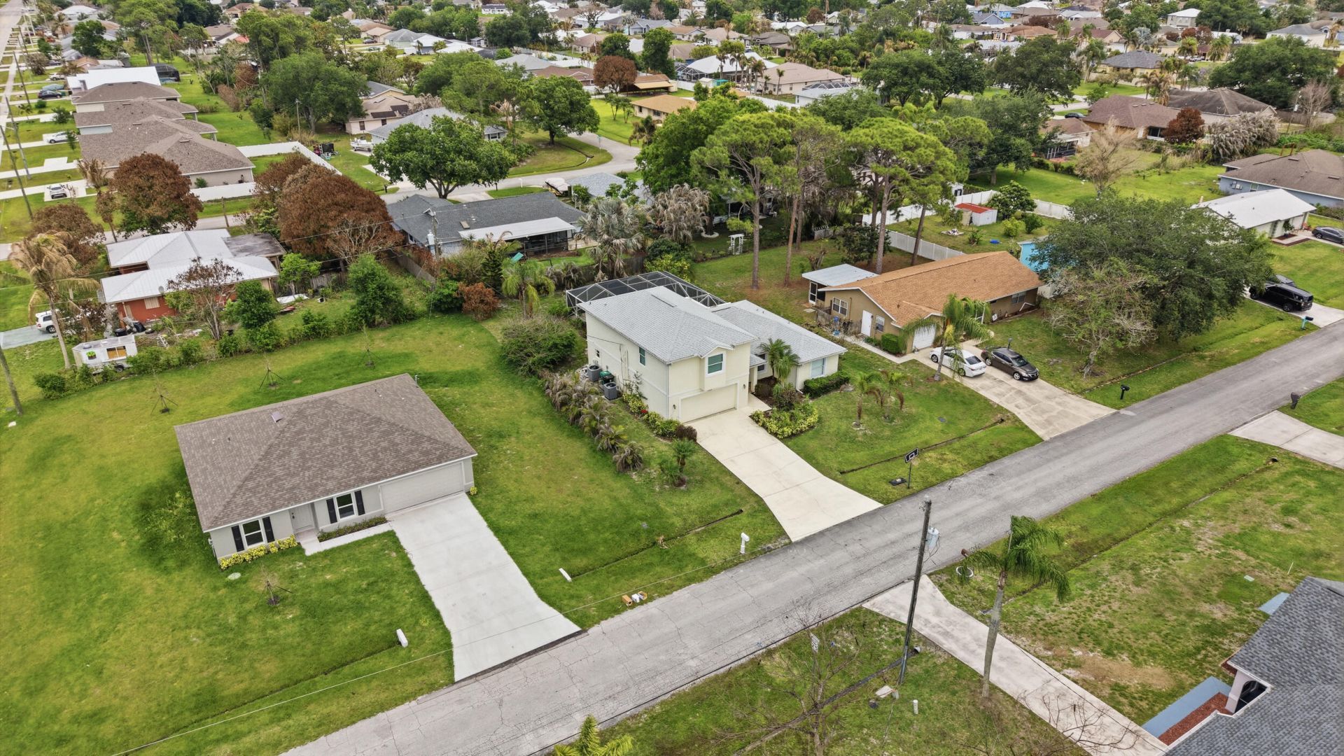 1707 SE Manth Lane, Port Saint Lucie, FL 34983 Photo