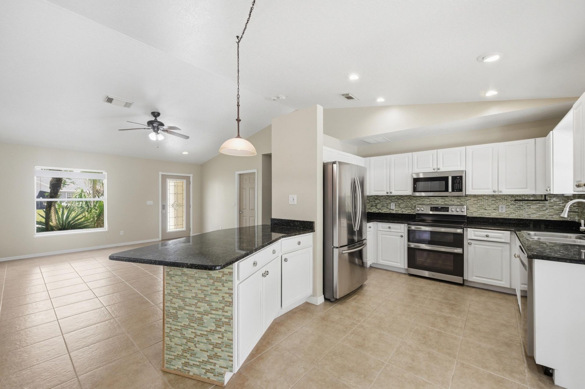 1707 SE Manth Lane, Port Saint Lucie, FL 34983 Photo