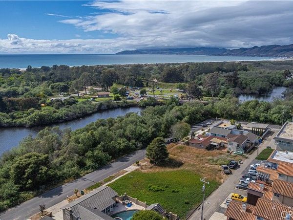 1157 Norswing, Oceano, CA 93445
