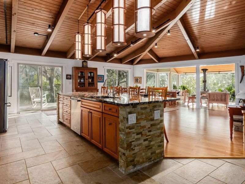 451 Fairlawn Drive, Columbus, OH 43214 Photo 11