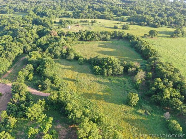 13034 Canton Drive , Marietta, OK 73448