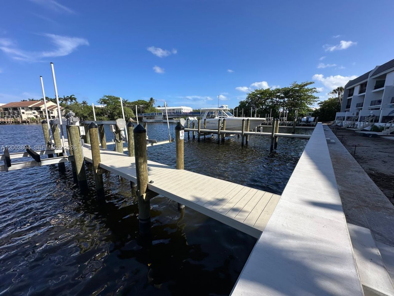 801 Palm Trl, Unit 10, Delray Beach, FL 33483 Photo