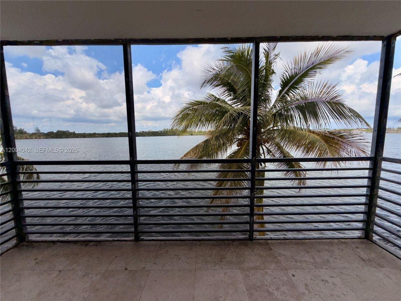 1075 NE Miami Gardens Dr, Unit 306, Miami, FL 33179 Photo