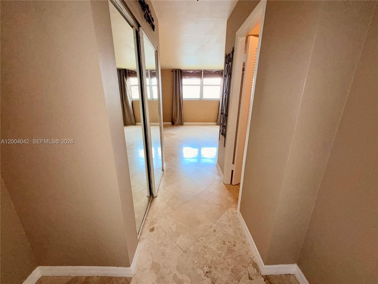 1075 NE Miami Gardens Dr, Unit 306, Miami, FL 33179 Photo