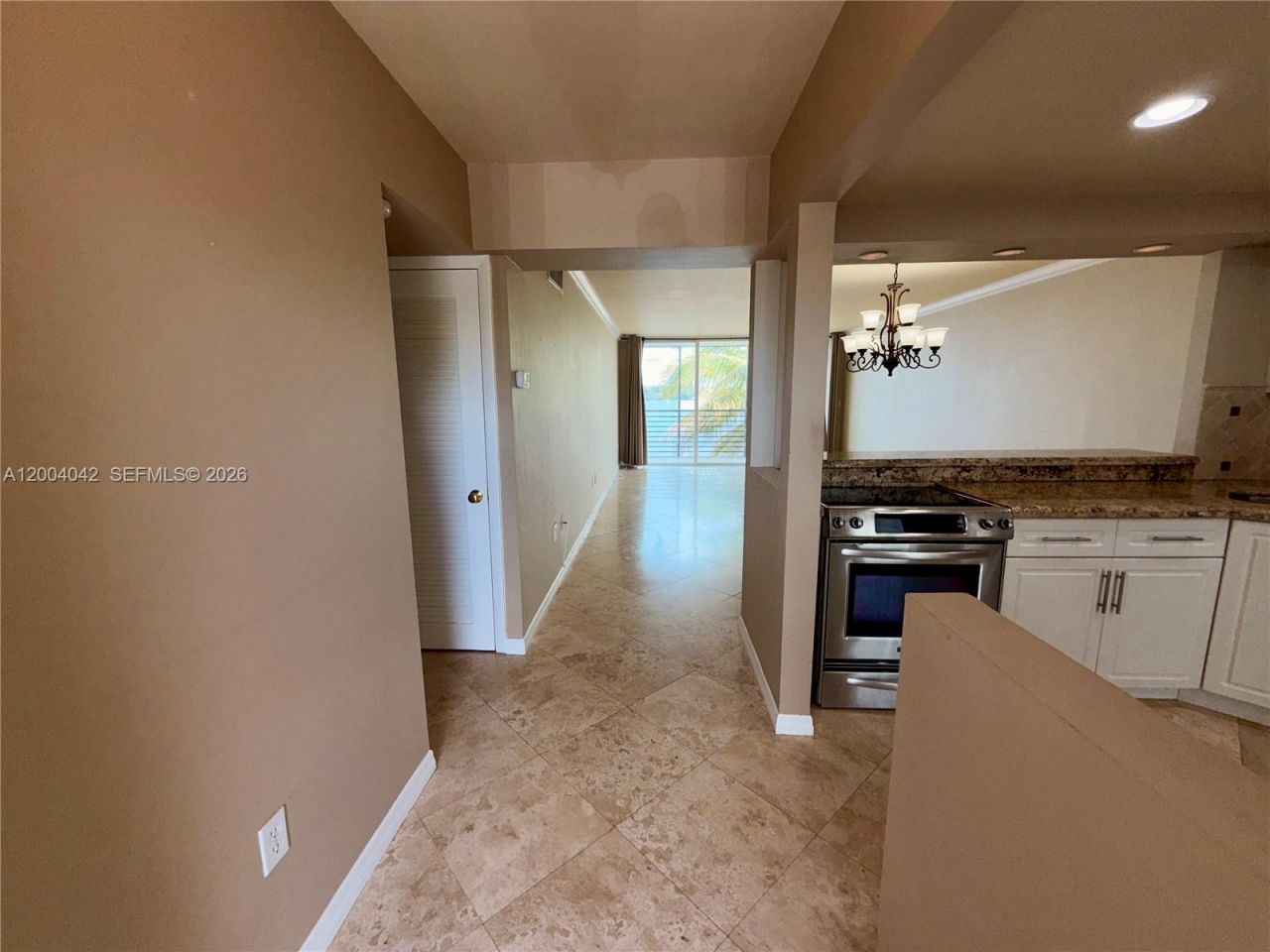 1075 NE Miami Gardens Dr, Unit 306, Miami, FL 33179 Photo