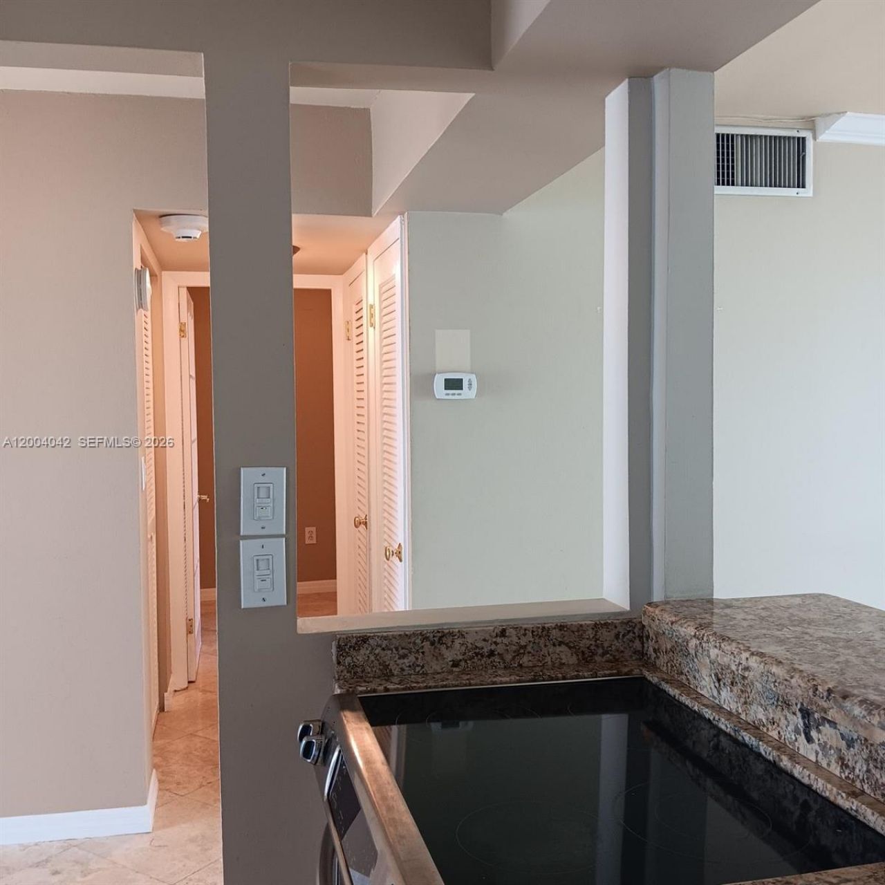 1075 NE Miami Gardens Dr, Unit 306, Miami, FL 33179 Photo