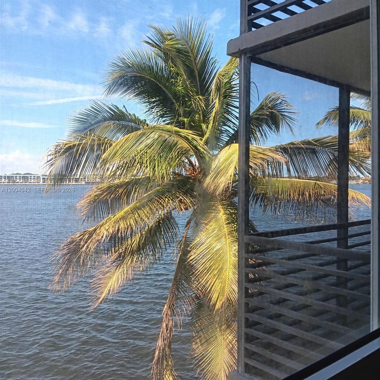 1075 NE Miami Gardens Dr, Unit 306, Miami, FL 33179 Photo