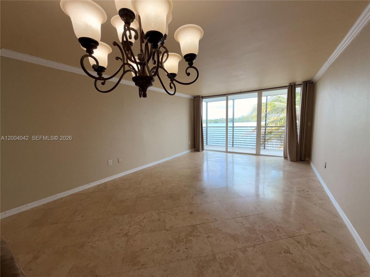 1075 NE Miami Gardens Dr, Unit 306, Miami, FL 33179 Photo